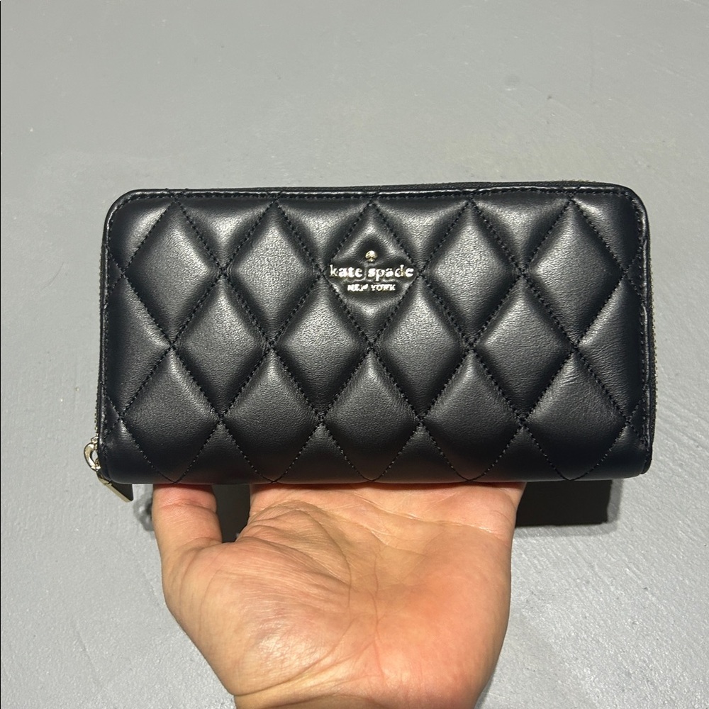Kate Spade New York Black Diamond Quilted Pattern Leather Wallet - Picture 9 of 11